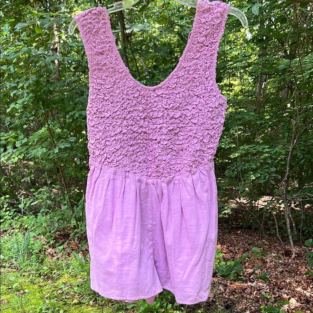 NWT Orchid Textured Sleeveless Romper Small